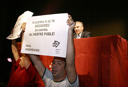 Alfonso Guerra - Plataforma pel Dret de Decidir