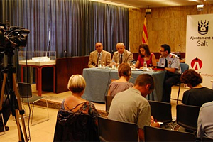 Boada y la alcaldesa de Salt, en la presentación de la nueva comisaria de los Mossos d'Esquadra (foto: Generalidad de Cataluña).