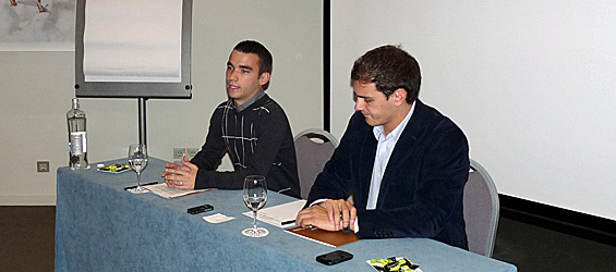 Pablo Yáñez, presidente de la ANLL, y Albert Rivera, líder de Ciudadanos, durante la presentación (foto: LVdB).