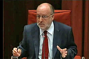 Colom, durante su comparecencia en el Parlamento autonómico para responder por la financiación irregular del PI.