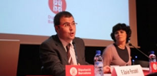 Forcadell, en un acto de la Diputación de Barcelona, junto a Mercedes Arranz (foto: Diputación).