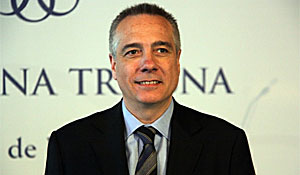 El primer secretario del PSC, Pere Navarro, durante su intervención en el foro Barcelona Tribuna (foto: PSC).