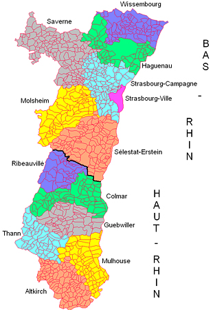 La región de Alsacia, dividida en departamentos (Alto y Bajo Rin), distritos y municipios (imagen: Wikipedia).