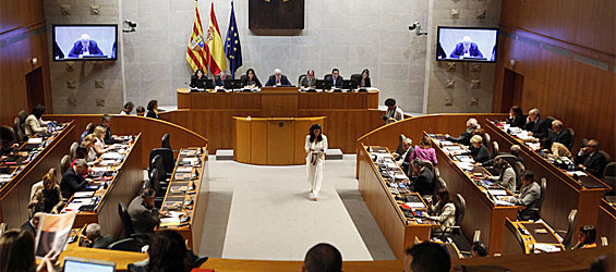 Las autonómicas Cortes de Aragón, durante el pleno de este jueves (foto: cortesaragon.es).